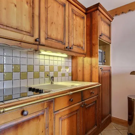 Appartement Avec Accès Piscine Et Parking Inclus, Plagne Aime 2000 - Fr-1-455-222